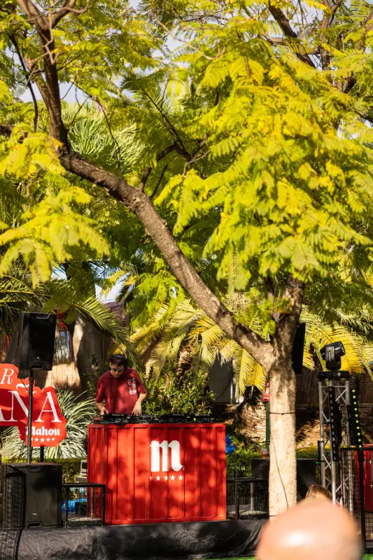 Casal Viveros - Valencia - Mahou - Almuerzo con cervezas